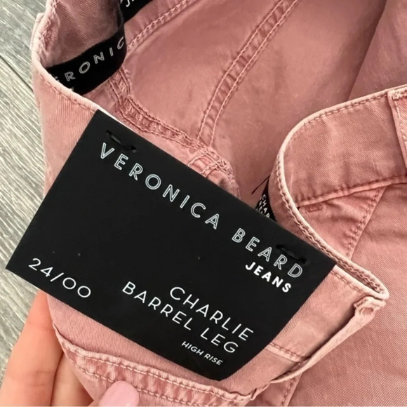 Veronica Beard Jean
Charlie Barrel Pants with Patch Pockets - Picture 10 of 10